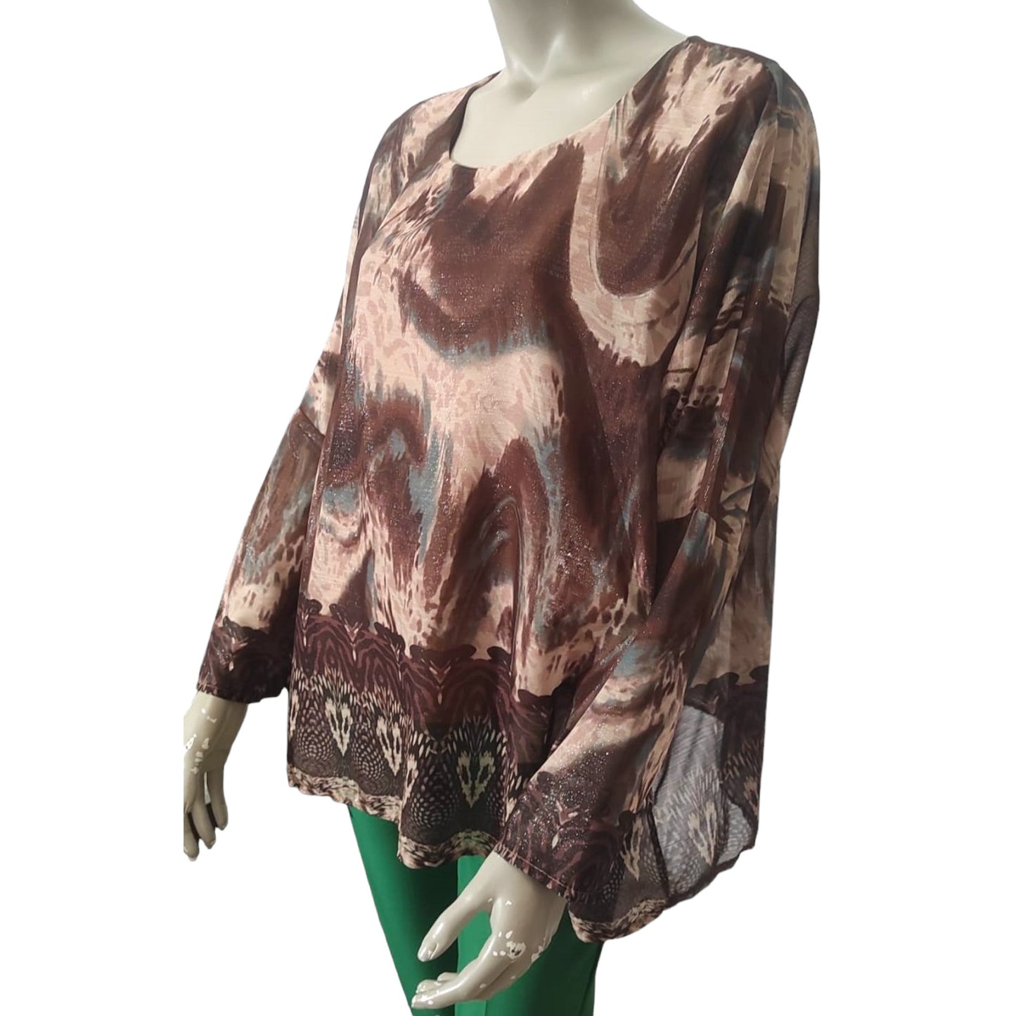 Blouse with round neckline