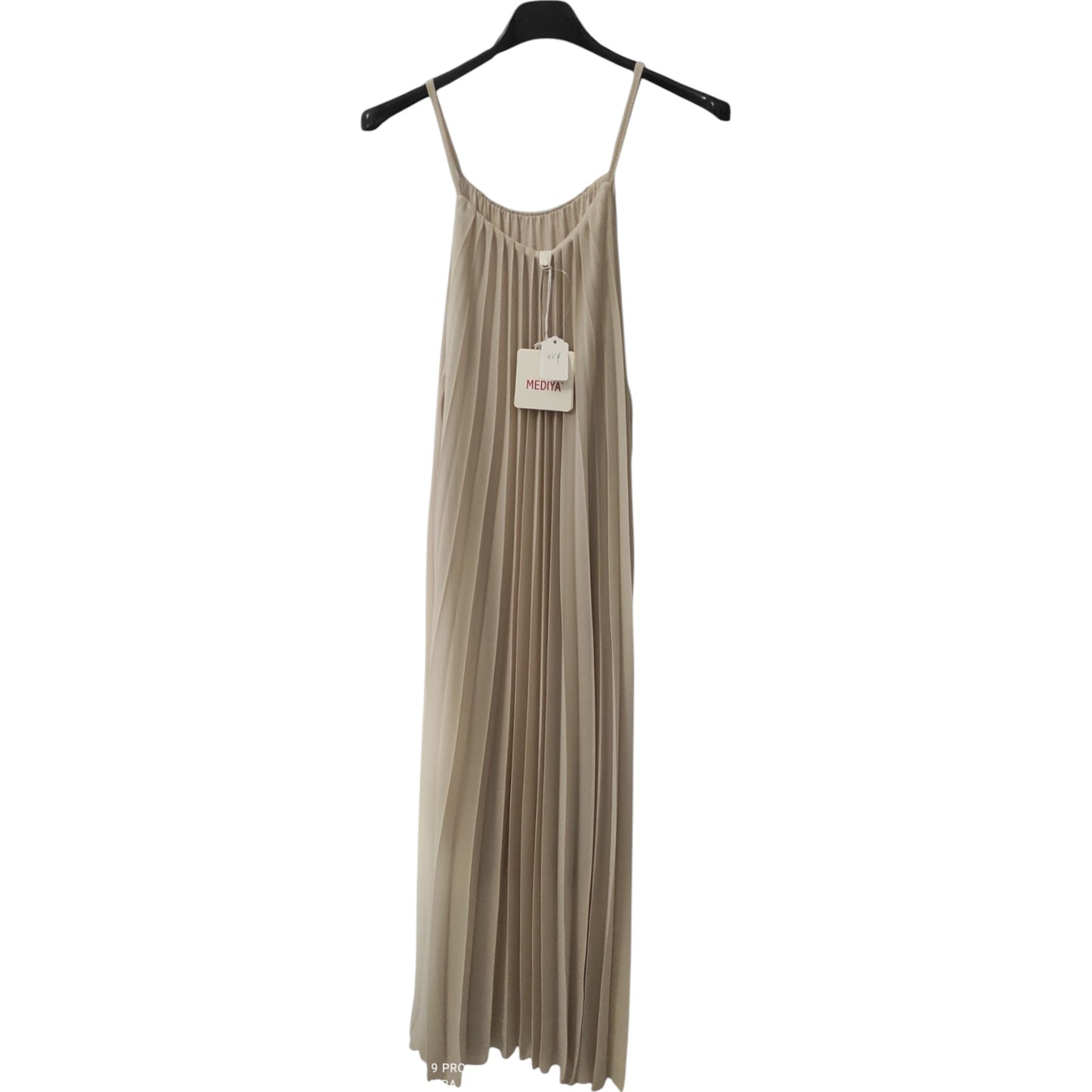 Robe Longue Débardeur Plissée Madiya – Beige